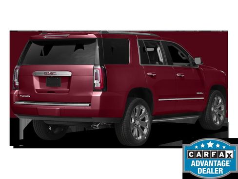 Used 2017 GMC Yukon Denali w/ Open Road Package image 2