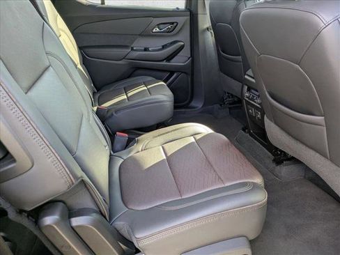 Used 2022 Chevrolet Traverse High Country image 20