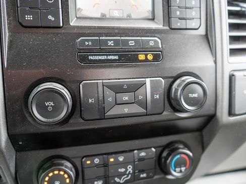 Used 2022 Ford F250 XL w/ Power Equipment Group image 22