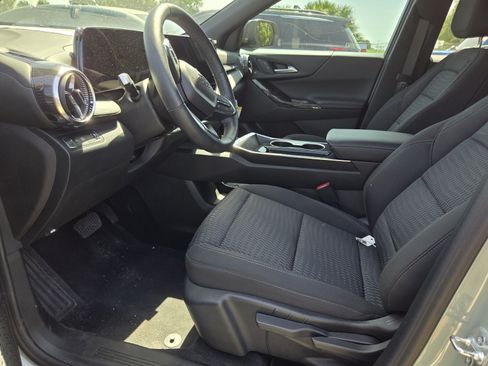 Used 2025 Chevrolet Equinox LT w/ Midnight Edition FWD image 4