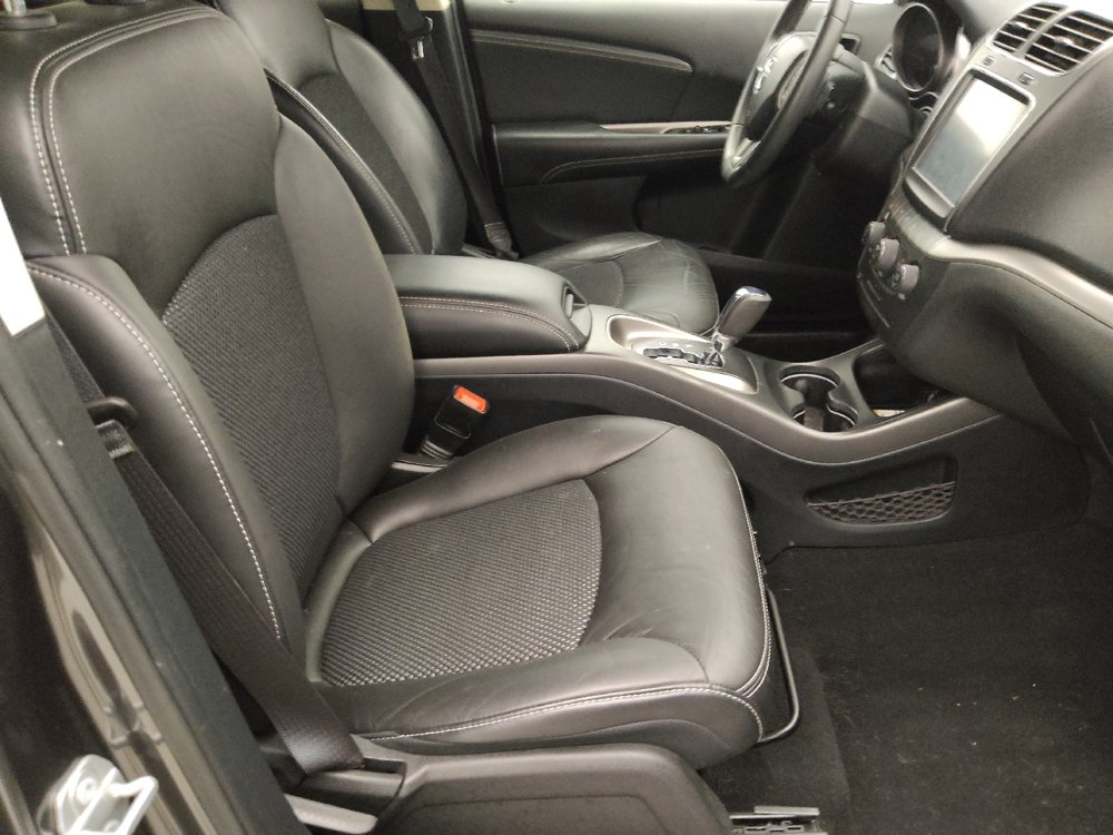 Used 2018 Dodge Journey Crossroad w/ Navigation Group FWD image 21