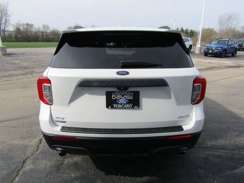 Used 2023 Ford Explorer XLT w/ Equipment Group 202A AWD/4WD image 5