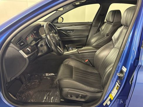 Used 2014 BMW M5 RWD image 30