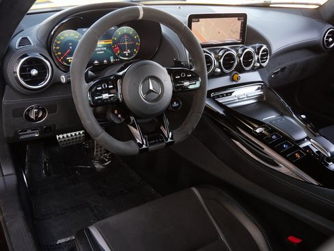 Used 2020 Mercedes-Benz AMG GT R image 16