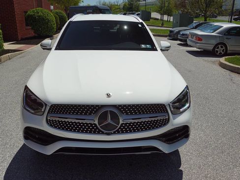 Used 2022 Mercedes-Benz GLC 300 4MATIC image 12