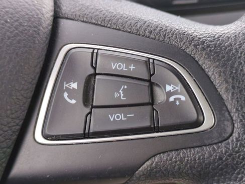 Used 2020 Ford EcoSport S image 24