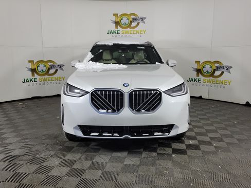 New 2026 BMW X3 xDrive30i w/ Convenience Package AWD/4WD image 2