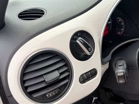 Used 2012 Volkswagen Beetle 2.5 FWD image 21