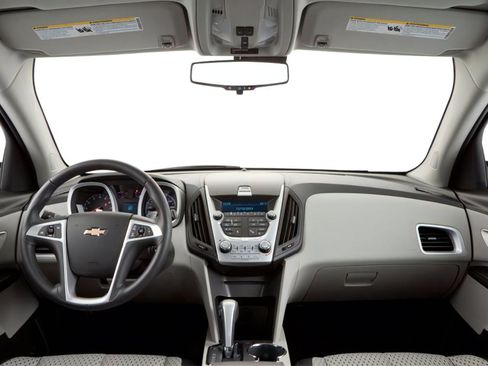 Used 2013 Chevrolet Equinox LS FWD image 5