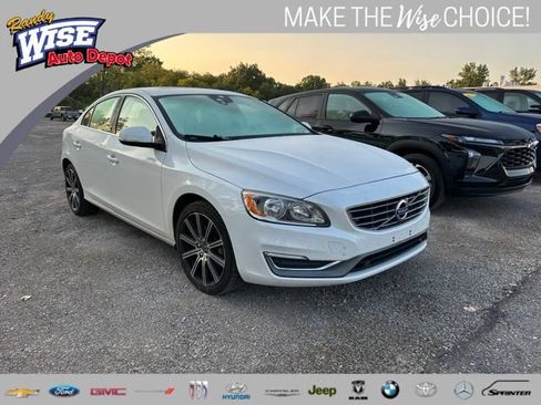 Used 2017 Volvo S60 T5 Inscription AWD/4WD image 1