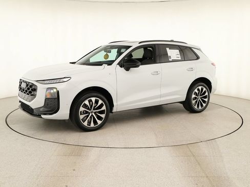 New 2026 Audi Q3 quattro 2.0T AWD/4WD image 12