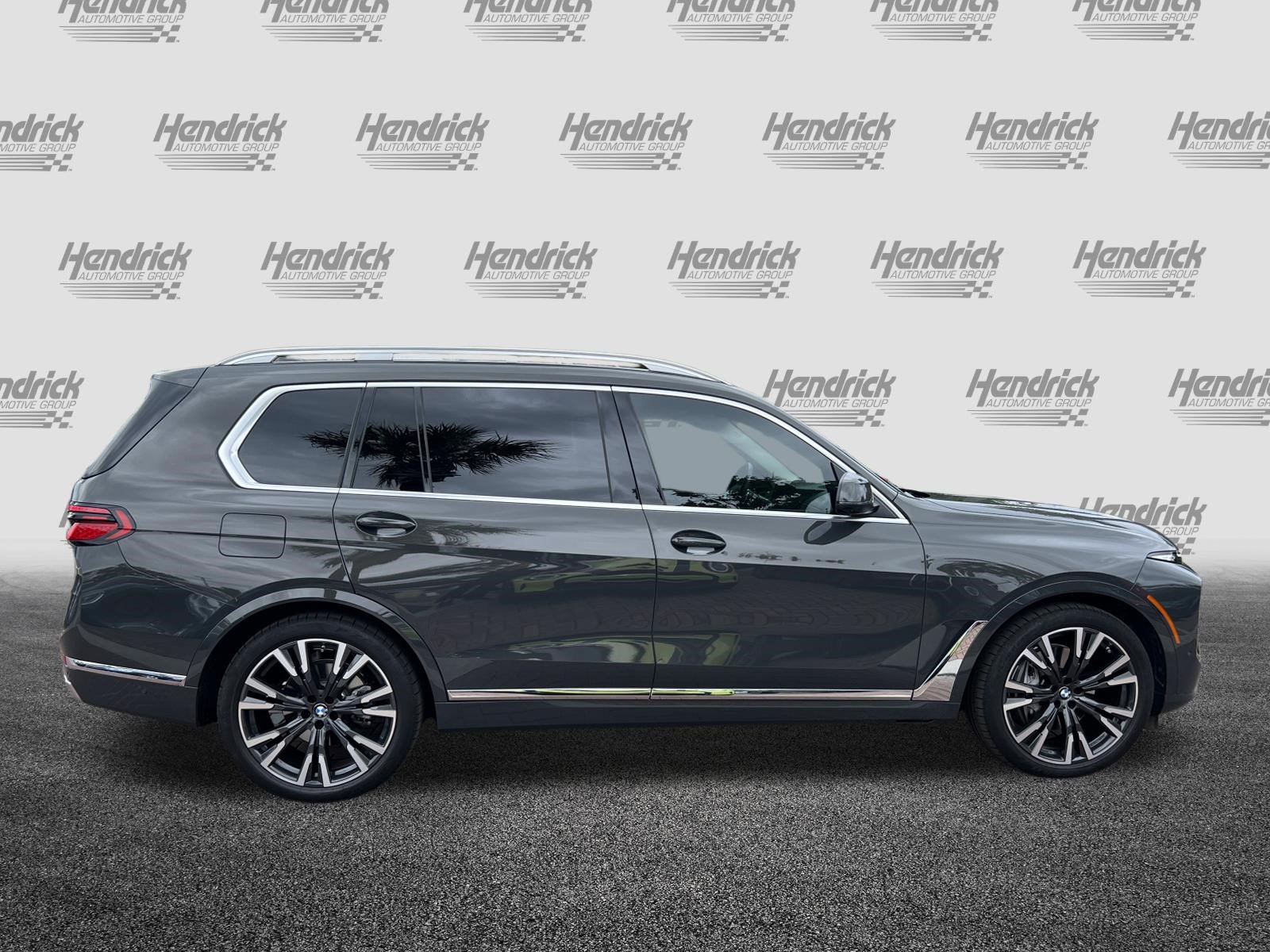 Used 2026 BMW X7 xDrive40i AWD/4WD image 11