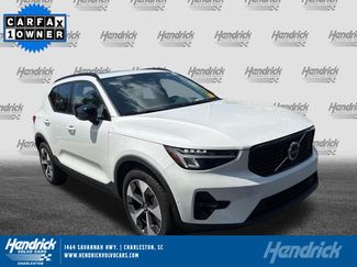 Used 2026 Volvo XC40 B5 Plus AWD/4WD video 1
