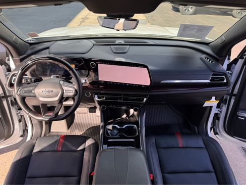 Used 2024 Chevrolet Traverse RS w/ LPO, Floor Liner Package image 13