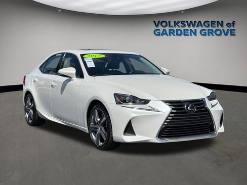 Used 2017 Lexus IS 200t RWD image 2