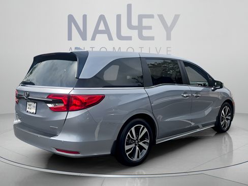 Used 2024 Honda Odyssey Touring image 5