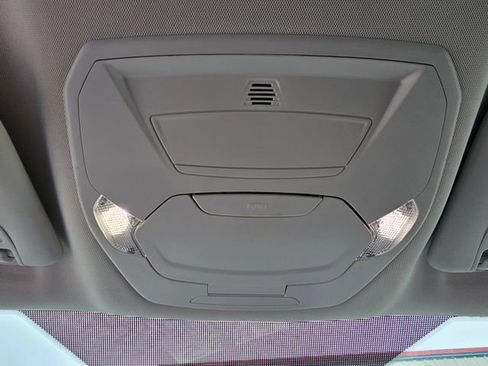 Used 2019 Ford Escape SE FWD image 19