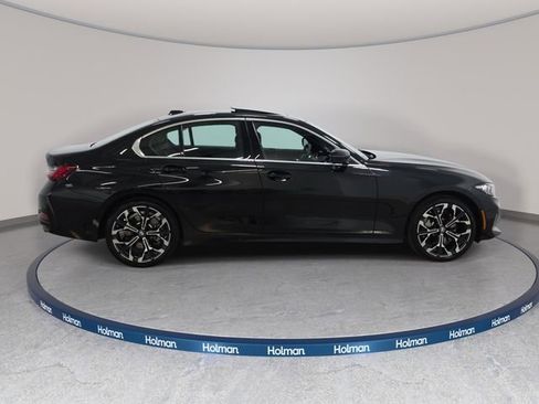 Certified 2025 BMW 330i xDrive Sedan w/ Convenience Package image 4
