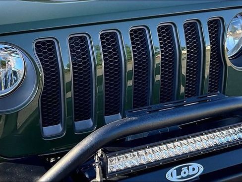 Used 2021 Jeep Wrangler Rubicon AWD/4WD image 33