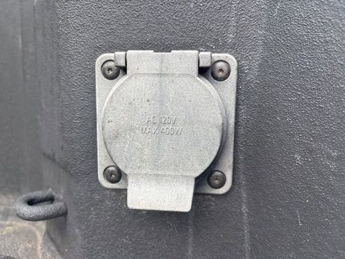 Used 2022 Chevrolet Silverado 1500 LT Trail Boss w/ Protection Package image 8