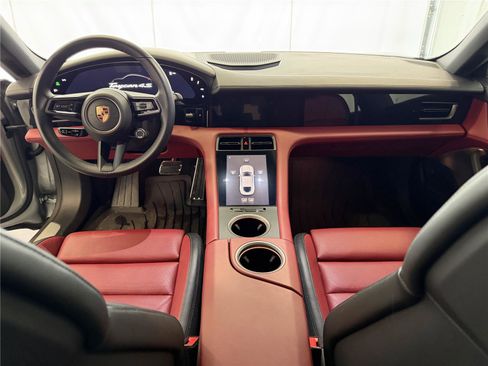 Certified 2025 Porsche Taycan 4S image 16