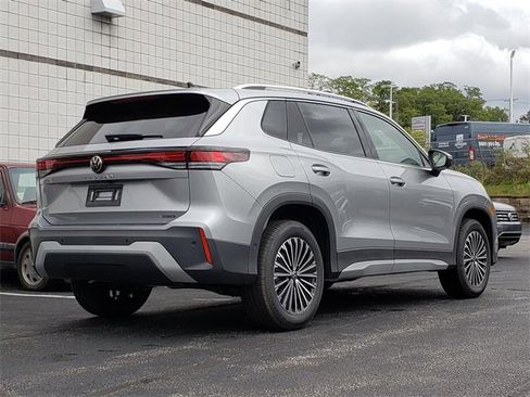 New 2025 Volkswagen Tiguan S image 3