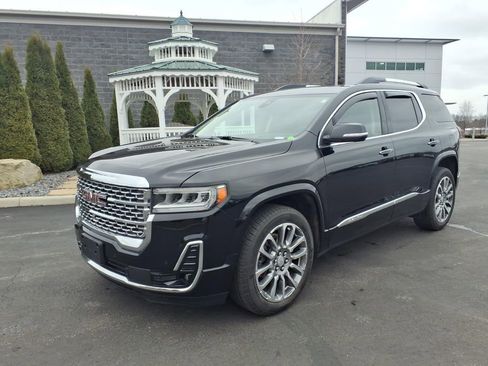 Used 2023 GMC Acadia Denali w/ Denali Ultimate Package AWD/4WD image 2
