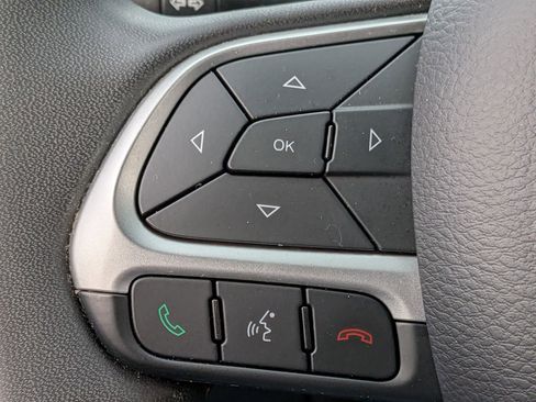 Certified 2021 Jeep Compass Latitude image 20