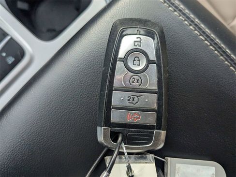 Used 2024 Ford Explorer XLT w/ Equipment Group 202A image 35