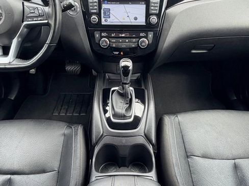 Used 2017 Nissan Rogue Sport SL image 33