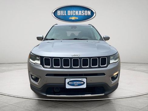Used 2018 Jeep Compass Limited w/ Navigation Group FWD image 2