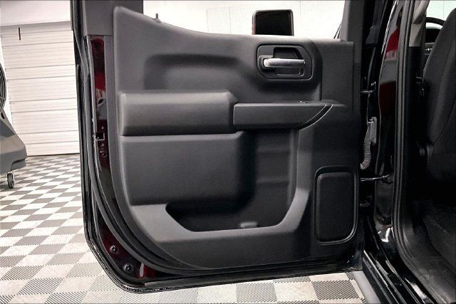 Used 2024 GMC Sierra 1500 Pro w/ Graphite Edition AWD/4WD image 22