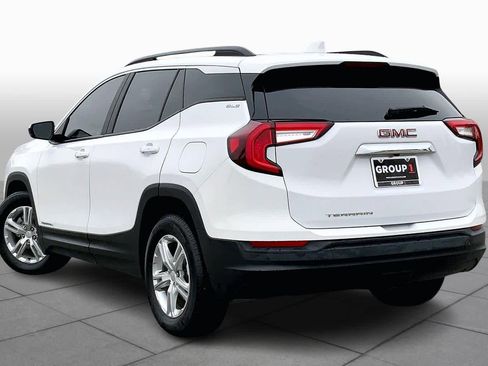 Certified 2022 GMC Terrain SLE w/ Driver Convenience Package image 11