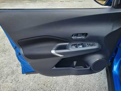 Certified 2024 Nissan Kicks SV FWD image 10