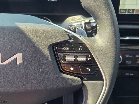 Used 2023 Kia Niro Wind w/ Wind Preserve Package FWD image 42