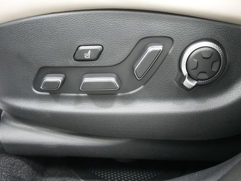 New 2026 Genesis GV70 3.5T Sport Prestige AWD/4WD image 16