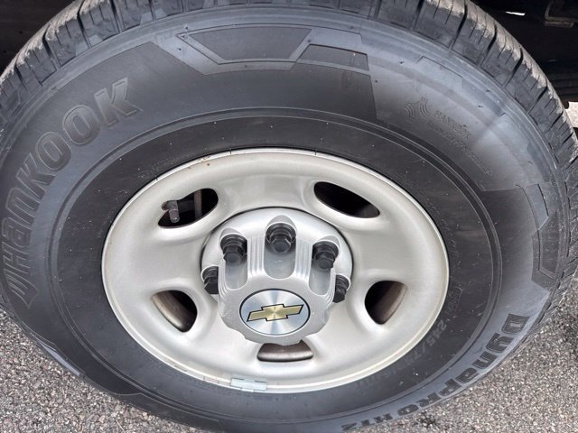 Used 2023 Chevrolet Express 3500 w/ Power Convenience Package RWD image 11