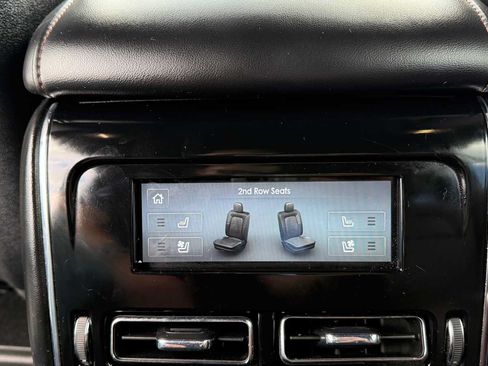 Used 2020 Lincoln Aviator Reserve AWD/4WD image 10