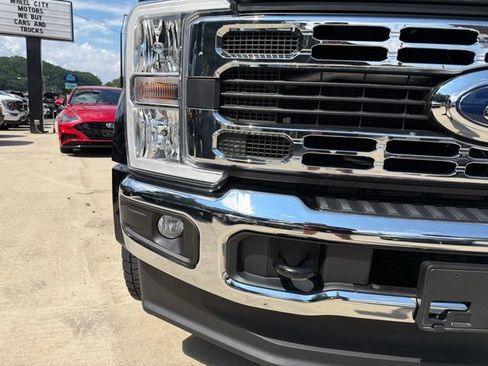 Used 2023 Ford F450 XLT w/ FX4 Off-Road Package AWD/4WD image 5