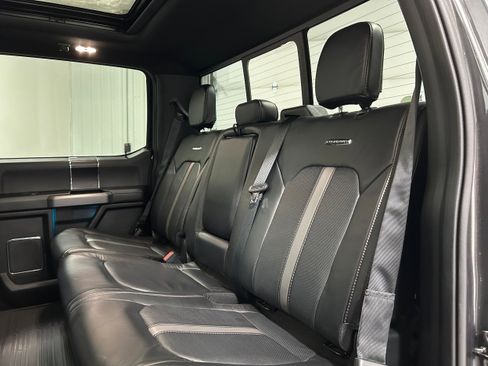 Used 2020 Ford F150 Platinum w/ Technology Package AWD/4WD image 32
