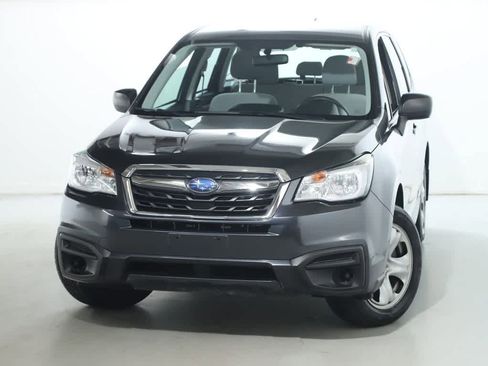 Used 2018 Subaru Forester 2.5i image 2