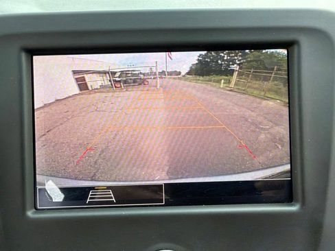 Used 2024 Chevrolet Equinox RS w/ LPO, Floor Liner Package FWD image 33