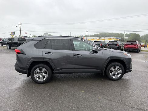 Used 2023 Toyota RAV4 XLE w/ Convenience Package AWD/4WD image 3