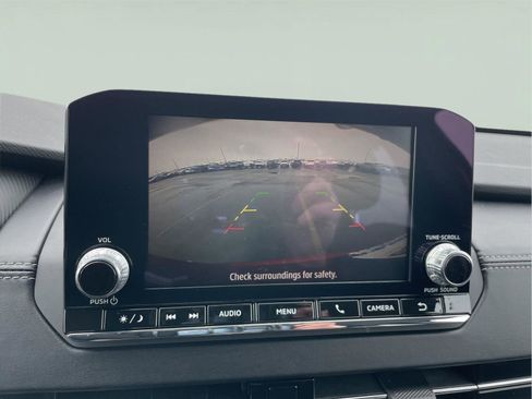 Used 2022 Mitsubishi Outlander ES image 28