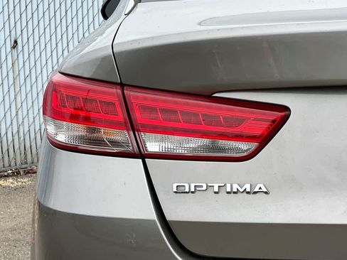 Used 2016 Kia Optima EX FWD image 23