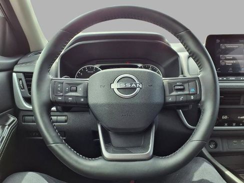 Certified 2025 Nissan Rogue SV AWD/4WD image 14