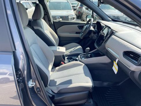 Used 2025 Subaru Forester Premium w/ Convenience Package #1 AWD/4WD image 16