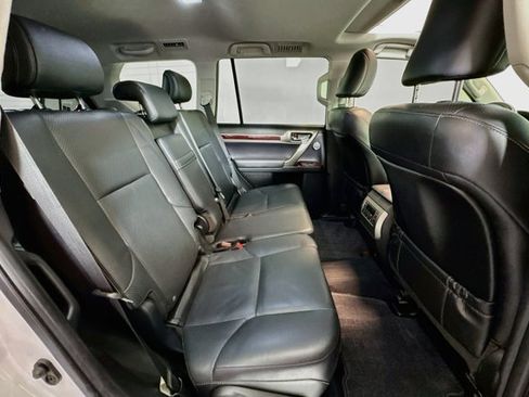 Used 2016 Lexus GX 460 Luxury AWD/4WD image 26