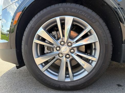 Used 2025 Cadillac XT5 Premium Luxury w/ Technology Package AWD/4WD image 21
