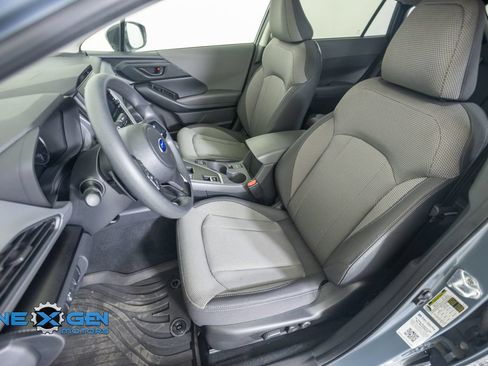 Used 2024 Subaru Crosstrek 2.0i Premium AWD/4WD image 25